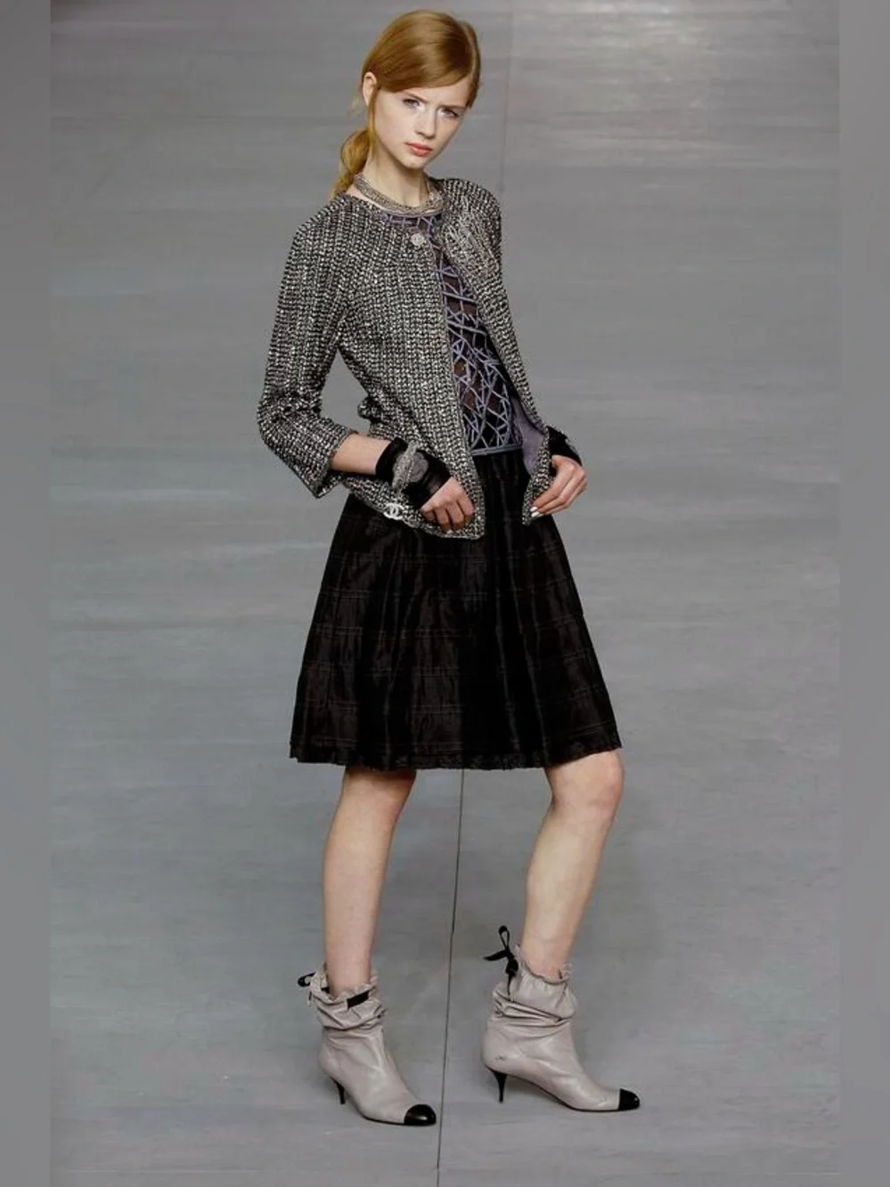 Archival CHANEL Runway S/S 2006 Look 44 Fantasy Tweed Collarless Bolero Jacket